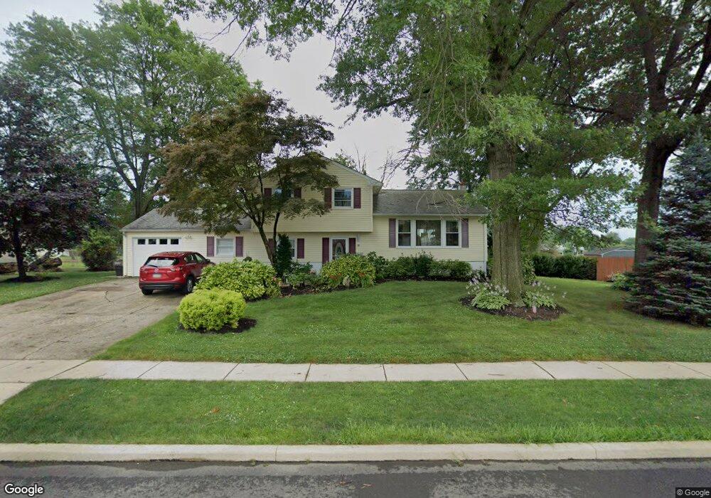 39 Lions Dr, Morrisville, PA 19067 - photo 1