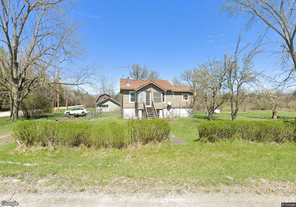 6310 Tittabawassee River Rd, Midland, MI 48642 - photo 1