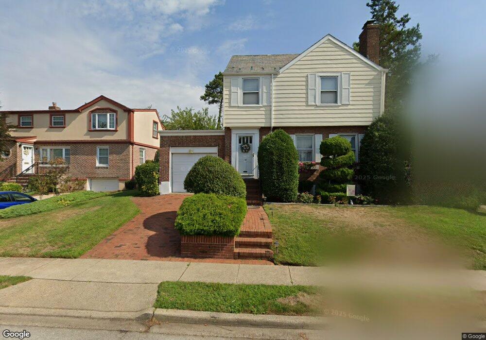 15 Bittersweet Ln, Valley Stream, NY 11581 - photo 1