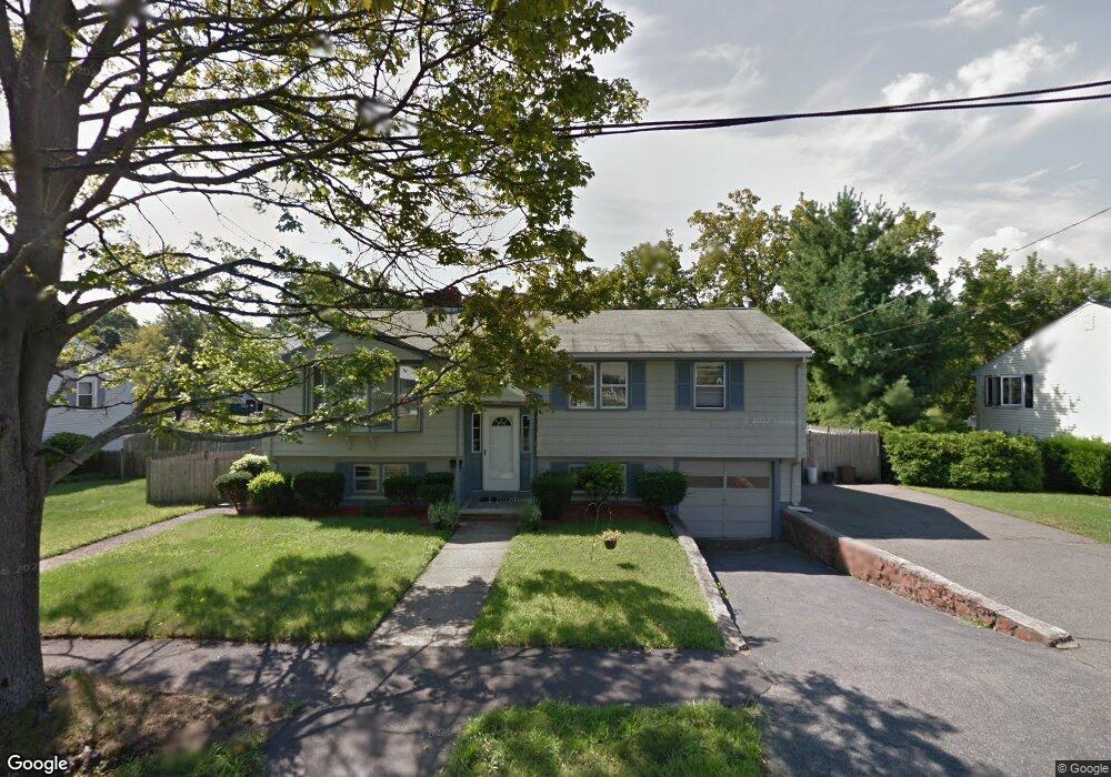 11 Brookfield Ln, Saugus, MA 01906 - photo 1