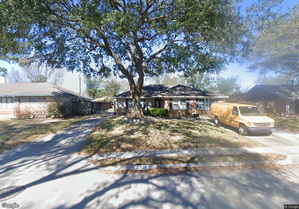 6306 Wister Ln, Houston, TX 77008 - photo 1
