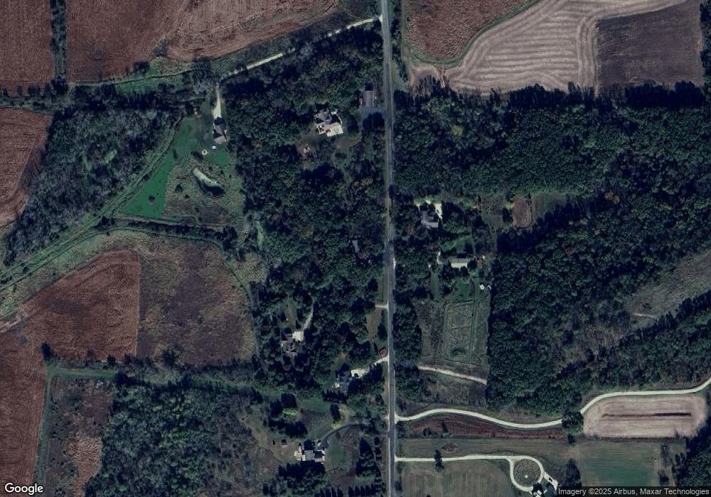 N9455 Legler Rd, Brooklyn, WI 53521 - photo 1