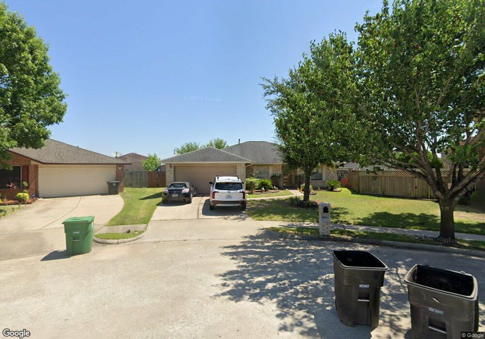 10907 Malden Dr, Houston, TX 77075 - photo 1