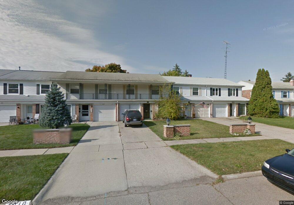 4008 Park Forest Dr, Flint, MI 48507 - photo 1