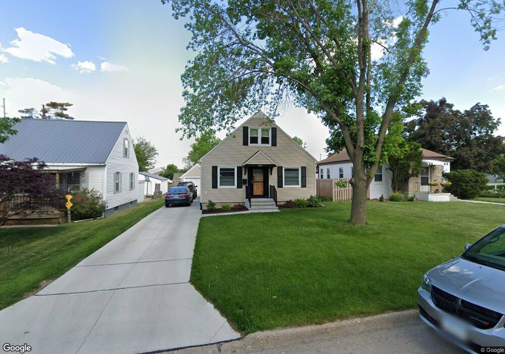 918 32nd St SE, Cedar Rapids, IA 52403 - photo 1