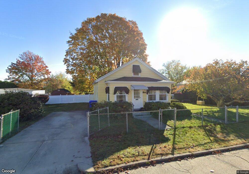 112 Oneida St, Pawtucket, RI 02860 - photo 1