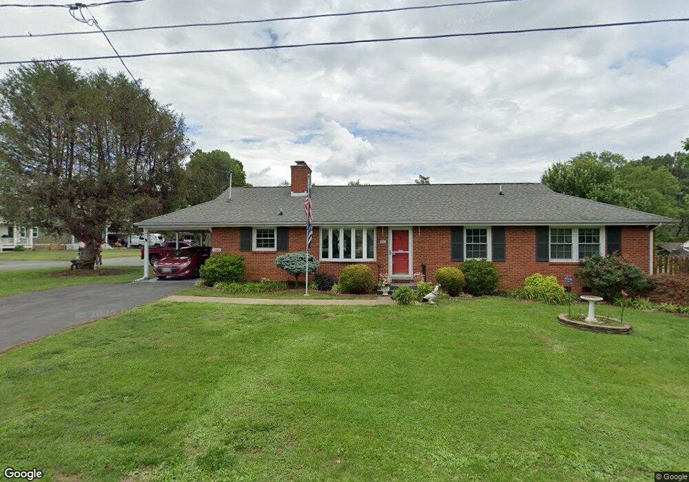 5610 Wayland Dr, Crozet, VA 22932 - photo 1