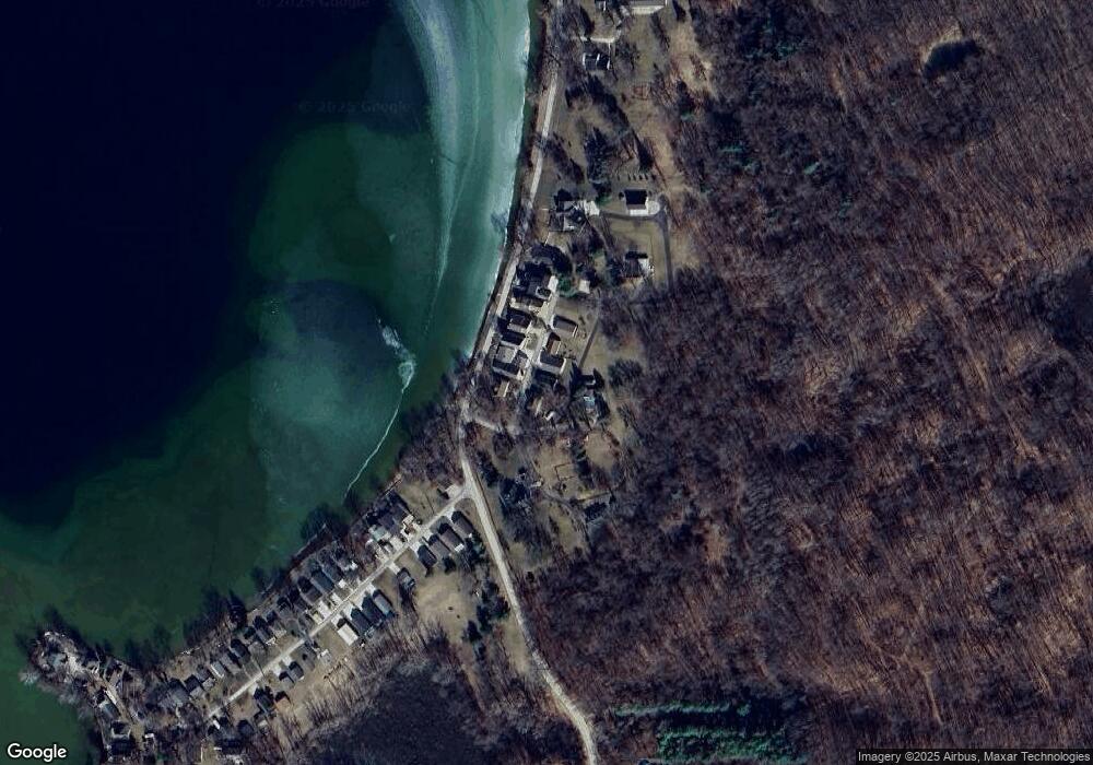 6124 Orchard Ln, Manitou Beach, MI 49253 - photo 1