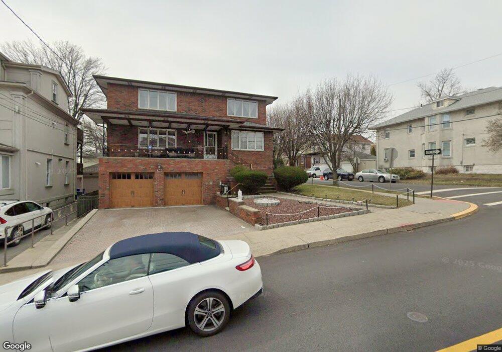 226 Edgewater Rd, Cliffside Park, NJ 07010 - photo 1