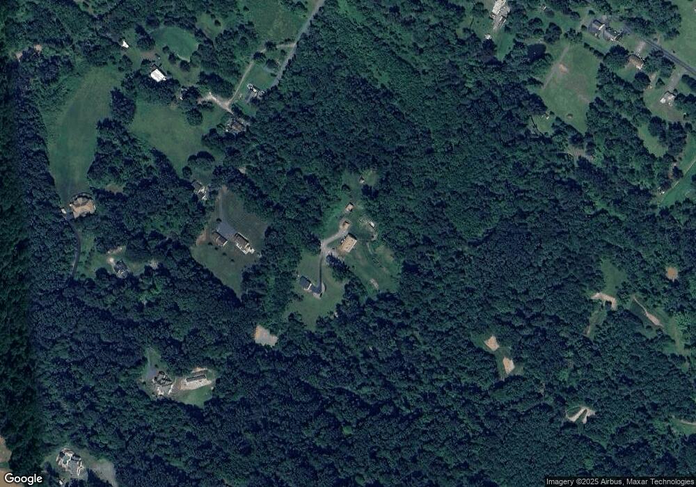 11 Straub Ln, Boyertown, PA 19512 - photo 1