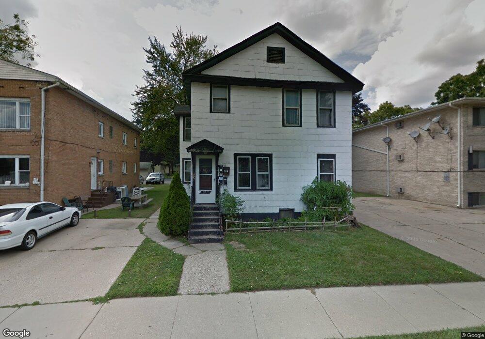 138 S Lewis Ave, Waukegan, IL 60085 - photo 1