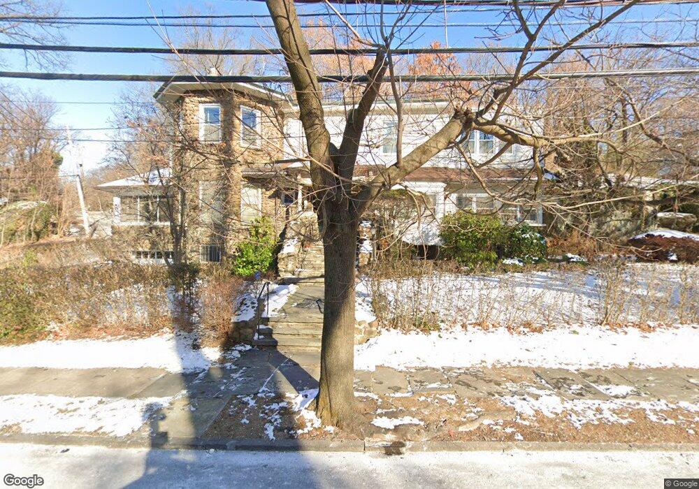 290 Park Hill Ave, Yonkers, NY 10705 - photo 1