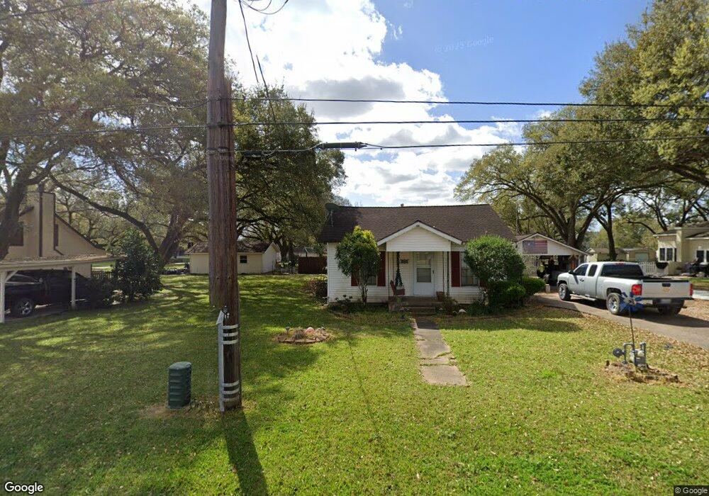 315 Fitzgerald St, East Bernard, TX 77435 - photo 1