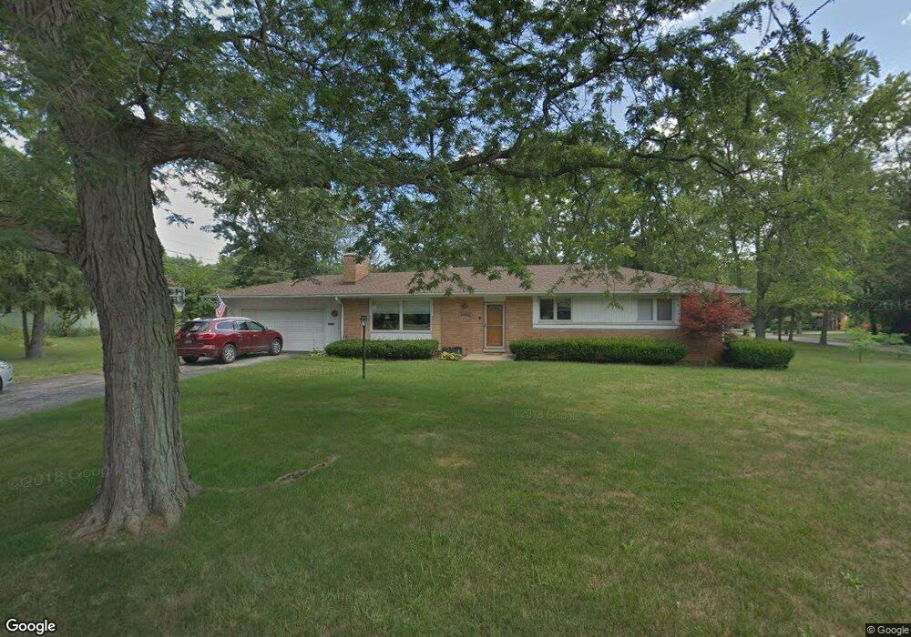 3692 W Bradford Dr, Bloomfield Hills, MI 48301 - photo 1