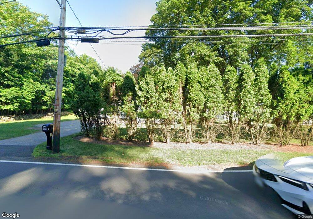 69 S Airmont Rd, Suffern, NY 10901 - photo 1