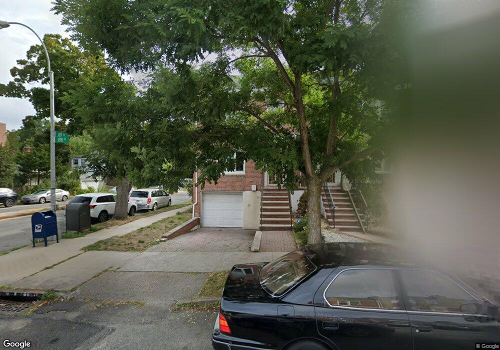 69-01 198th St, Fresh Meadows, NY 11365 - photo 1