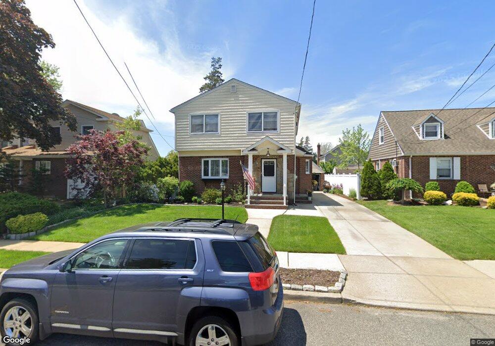 160 Rintin St, Franklin Square, NY 11010 - photo 1