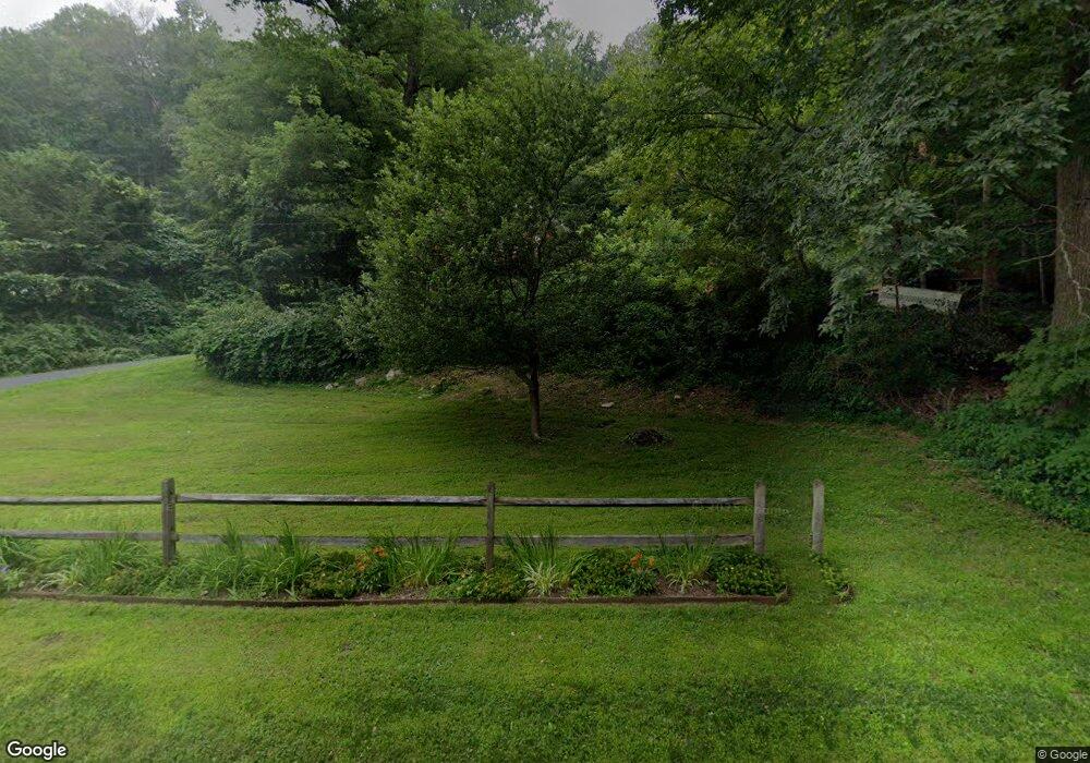 74 S Kent Rd, Kent, CT 06757 - photo 1