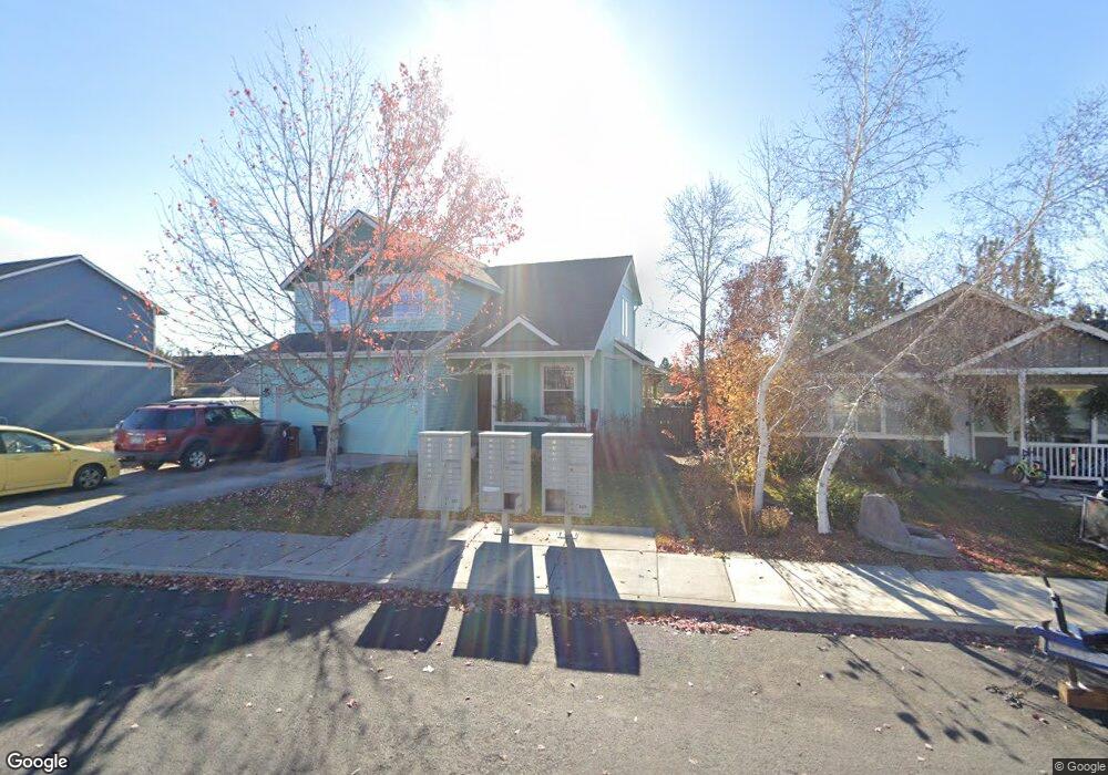 2924 SW Obsidian Ln unit 141, Redmond, OR 97756 - photo 1