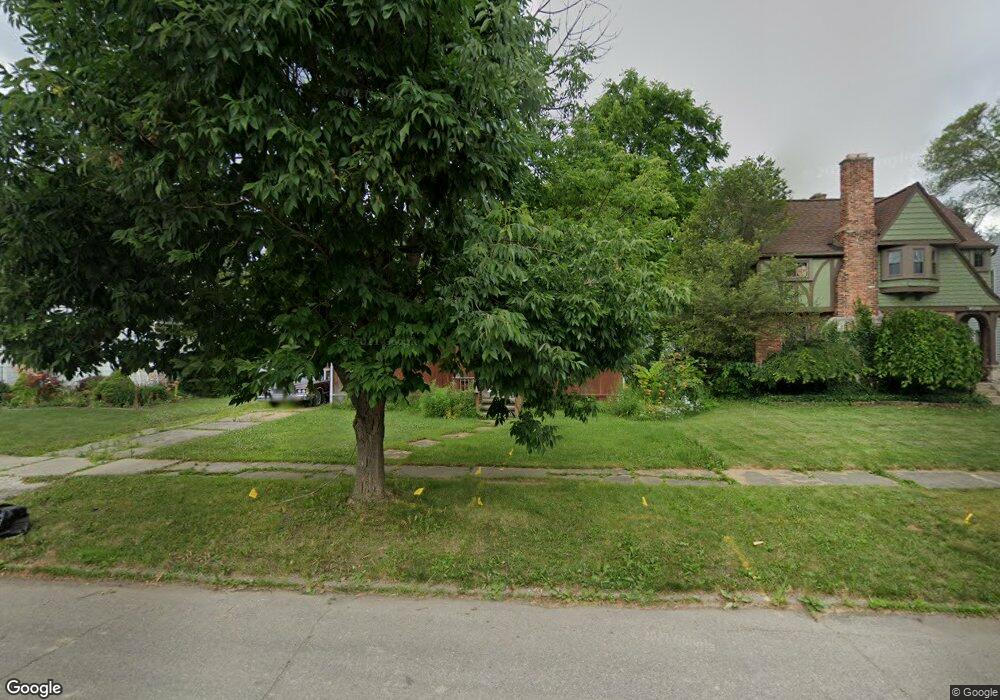 1014 S Franklin Ave, Flint, MI 48503 - photo 1