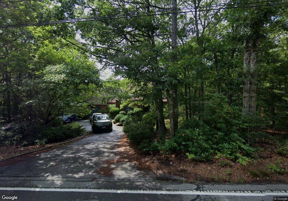 90 Boxberry Hill Rd, East Falmouth, MA 02536 - photo 1