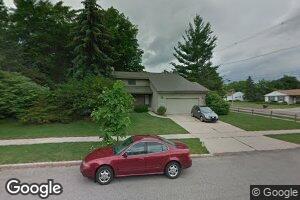 2001 Kingswood Dr, Lansing, MI 48912