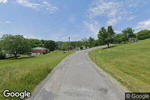 669 Givens St, Peterstown, WV 24963