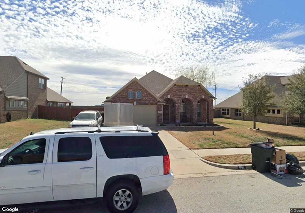 842 Magnolia Dr, Weatherford, TX 76086 - photo 1