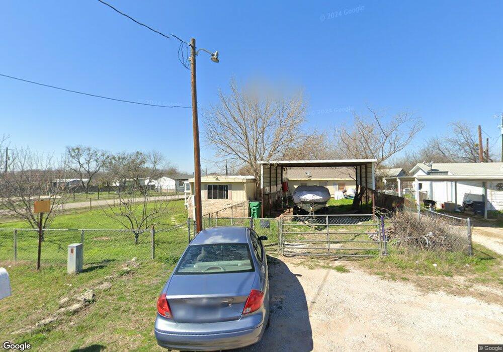 412 Skylark Dr, Granbury, TX 76049 - photo 1