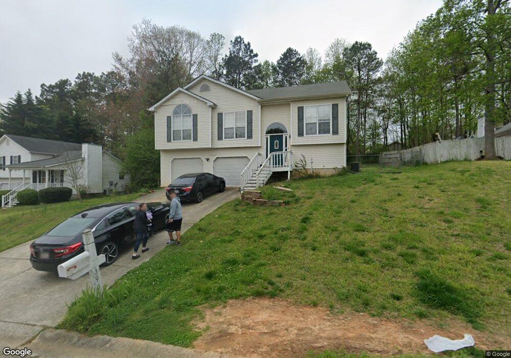 3908 Wakefield Dr, Flowery Branch, GA 30542 - photo 1