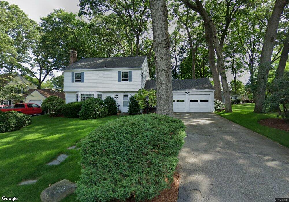 82 Woodstock Ln, Cranston, RI 02920 - photo 1