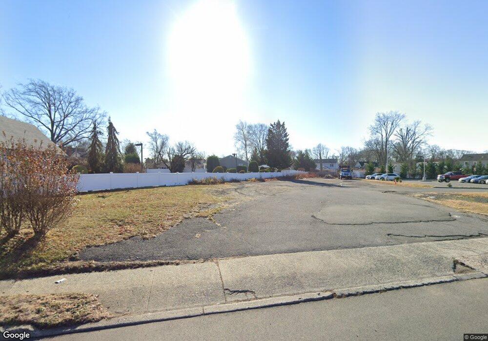 221 Westfield Ave, Clark, NJ 07066 - photo 1