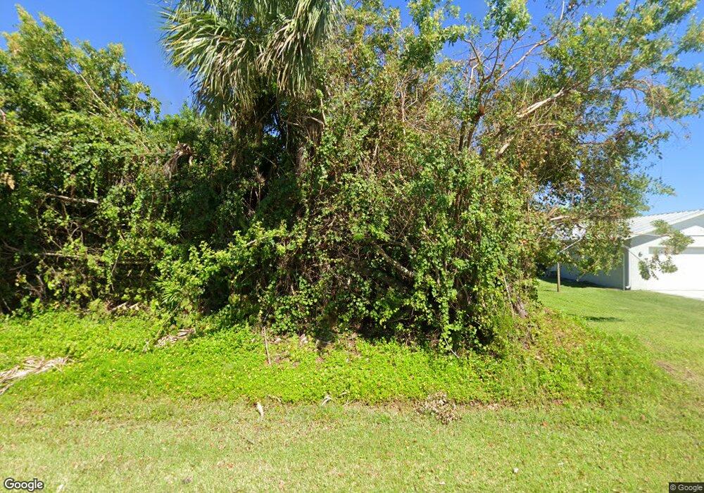 482 Mango Ave, Sebastian, FL 32958 - photo 1