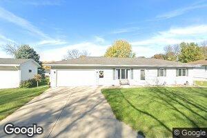 1206 Ascher St, Aplington, IA 50604
