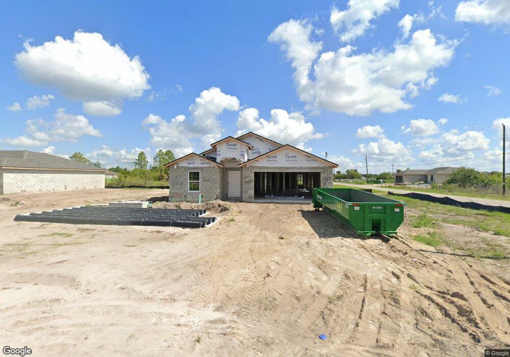 195 Yager Cir, Fort Myers, FL 33913 - photo 1