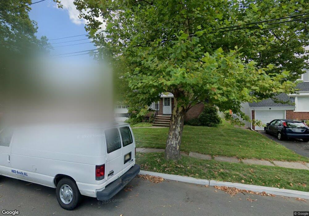 527 Kaplan St, Roselle, NJ 07203 - photo 1