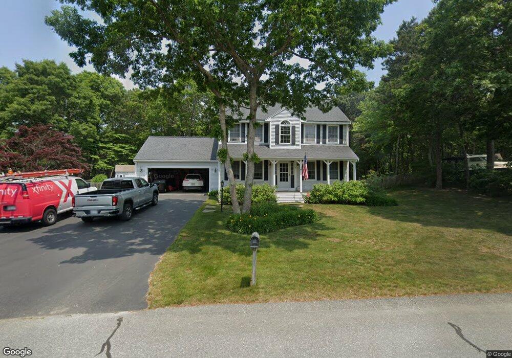 7 Sir Lancelot Dr, Buzzards Bay, MA 02532 - photo 1