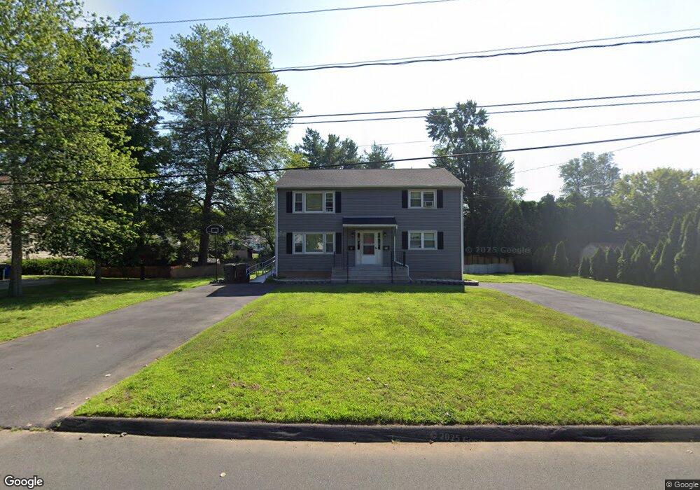 8 Lownds Dr, Windsor Locks, CT 06096 - photo 1