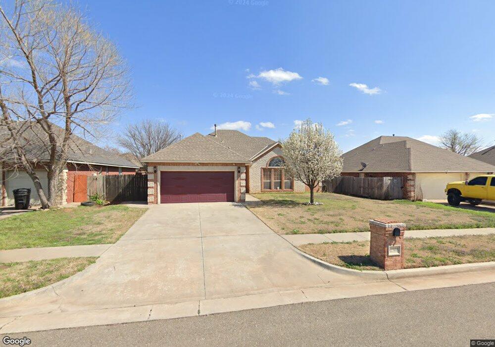 2508 Thomas Dr, Moore, OK 73160 - photo 1