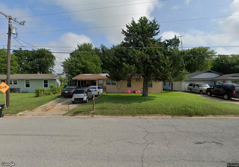 323 Martin Luther King St, Denison, TX 75020 - photo 1