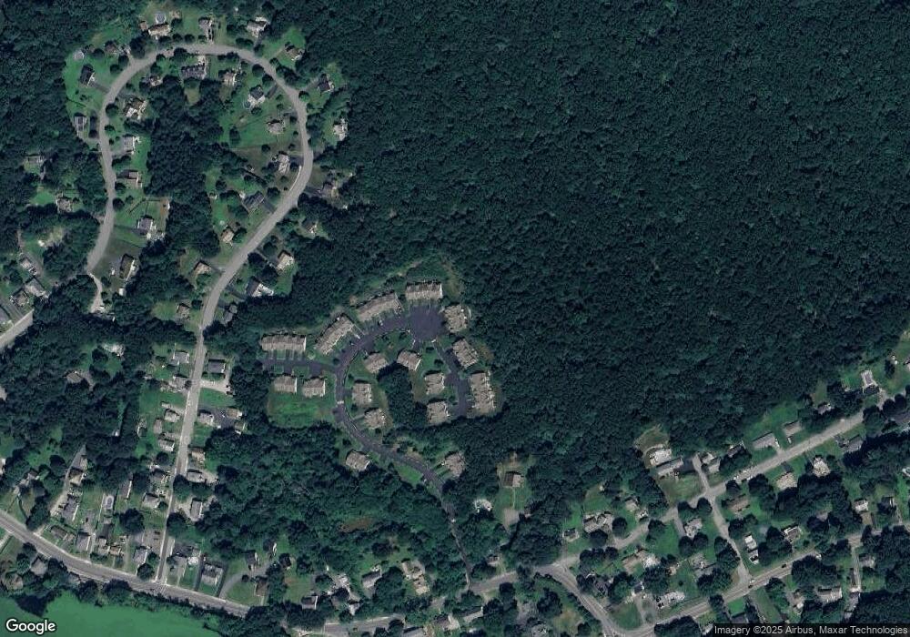 106 Carrington Ln unit 24, Uxbridge, MA 01569 - photo 1