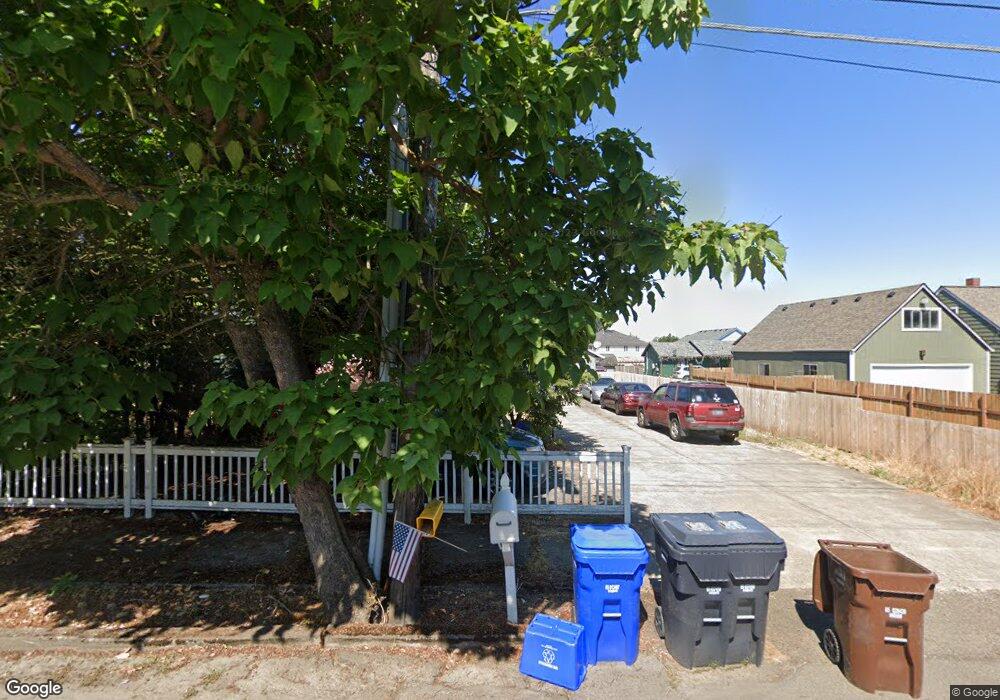 712 N Molalla Ave unit A, Molalla, OR 97038 - photo 1