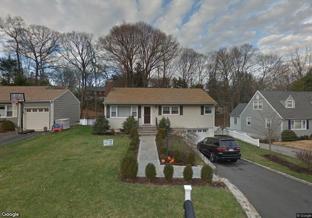 5 Muriel Place, Greenwich, CT 06831 - photo 1