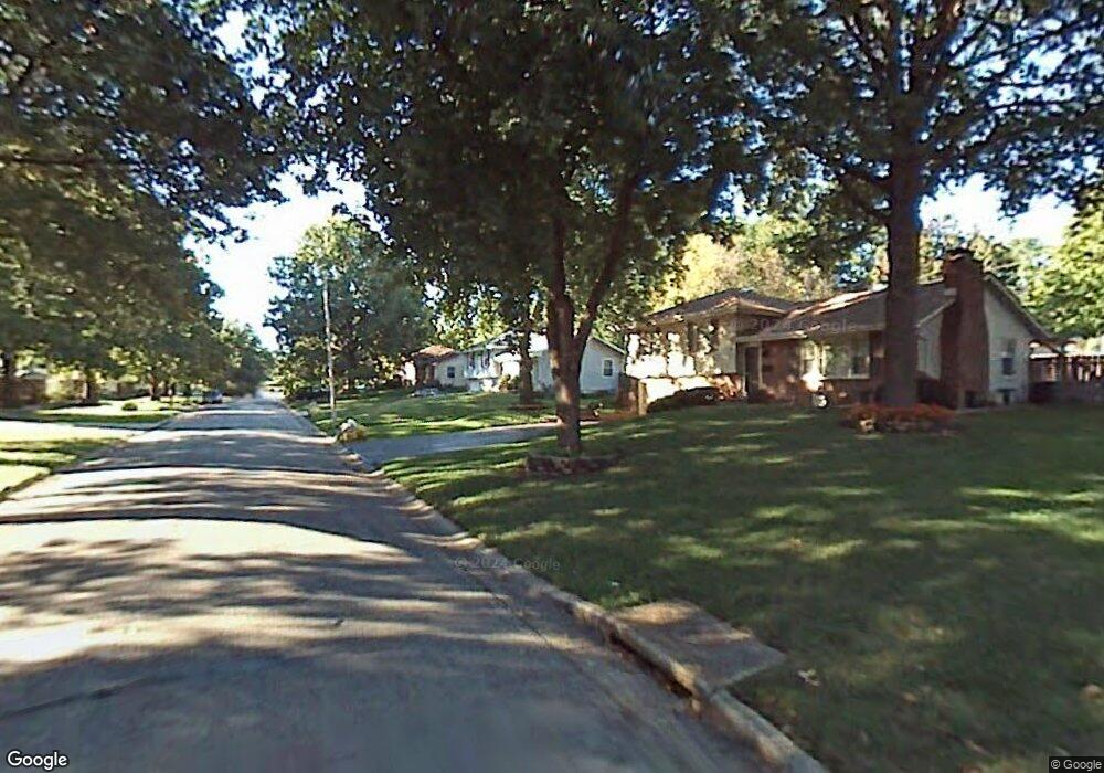 4818 Bond St, Shawnee, KS 66203 - photo 1