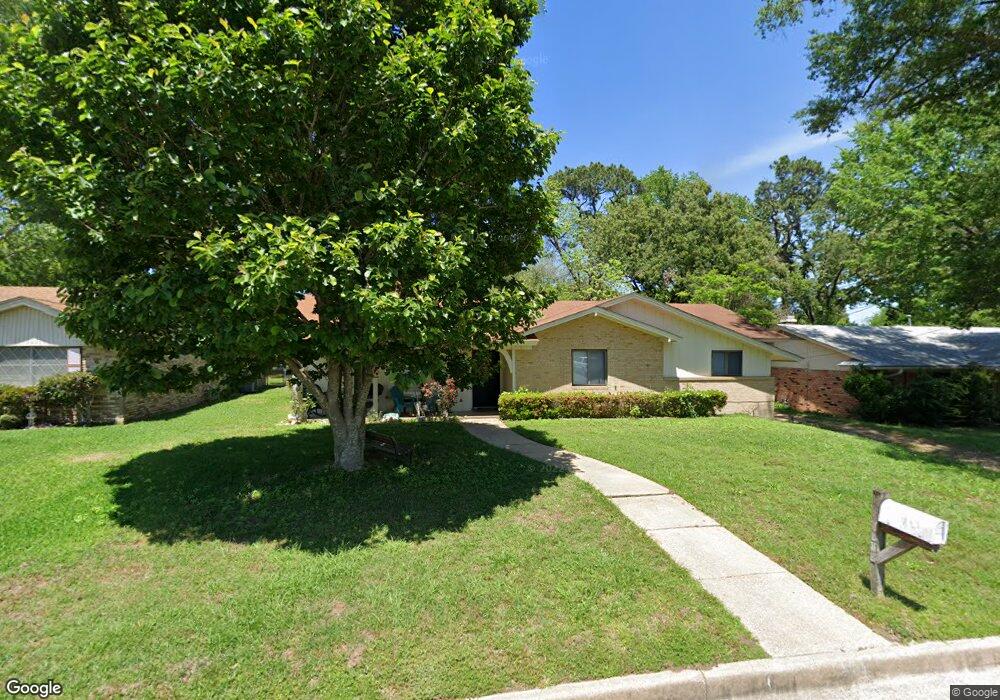 2804 Lisa Ln, Tyler, TX 75701 - photo 1