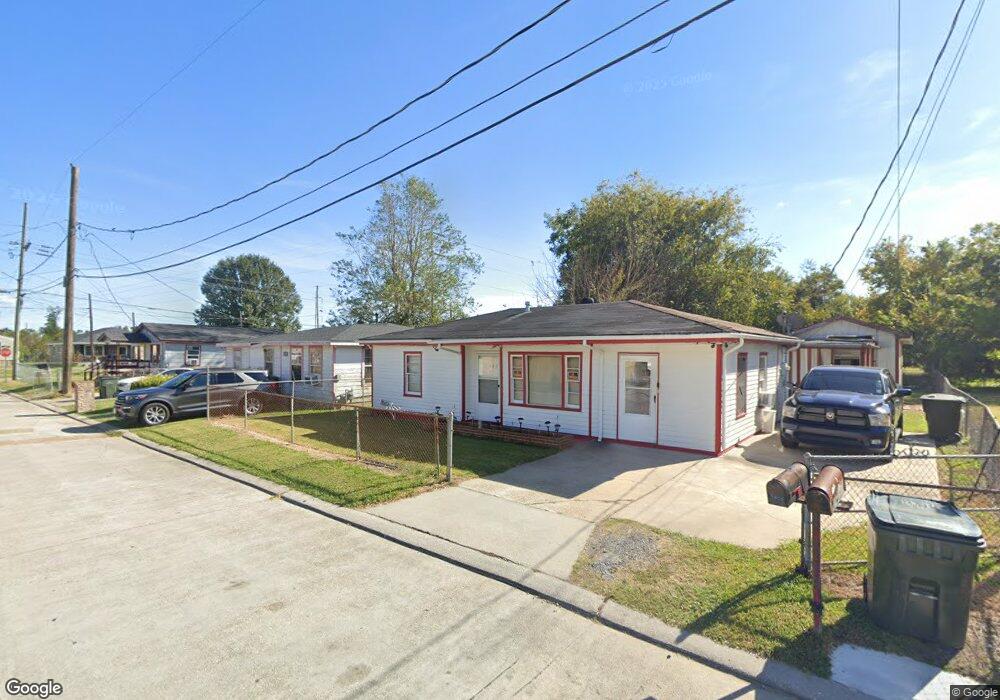 2605 Larry St, Houma, LA 70363 - photo 1