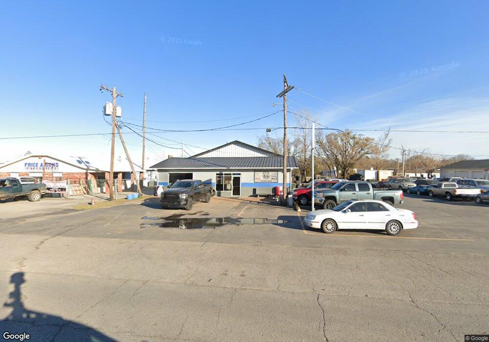 1304 N J M Davis Blvd, Claremore, OK 74017 - photo 1