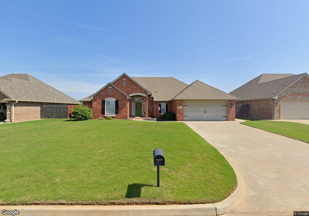 2701 Meadowview Dr, Duncan, OK 73533 - photo 1