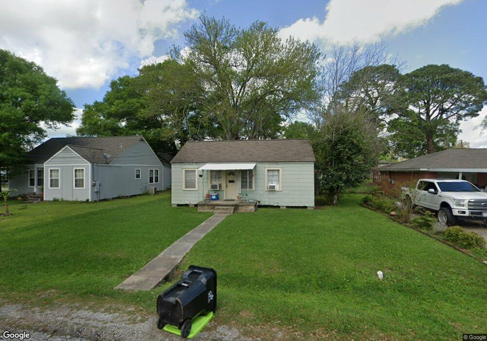 3003 3rd St, Bay City, TX 77414 - photo 1