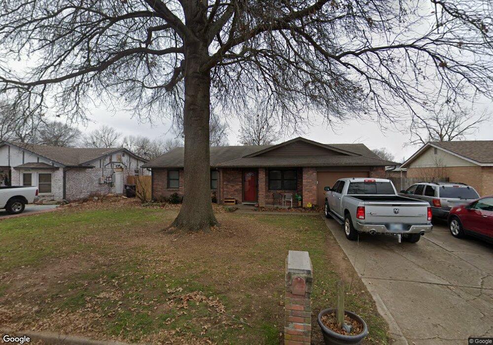 13672 S Hickory Place, Glenpool, OK 74033 - photo 1